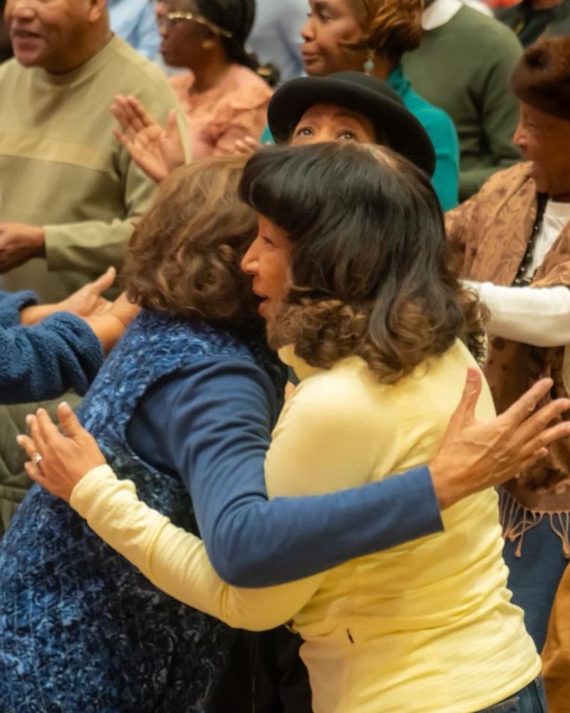 Image for the Tweet beginning: Happy Sunday, First family! The